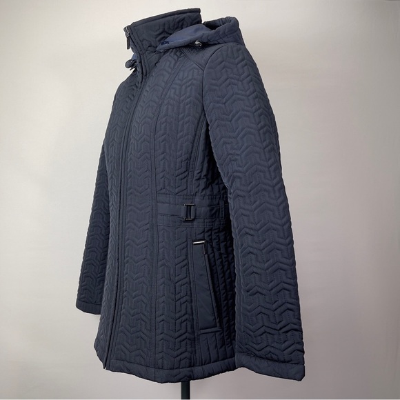 Gallery Lord & Taylor Women’s Hooded Quilted Jacket in Blue Size SP - Picture 3 of 11